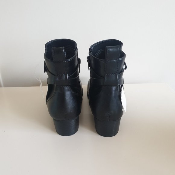 Black ankle boots | low block heel boots - Picture 3 of 4